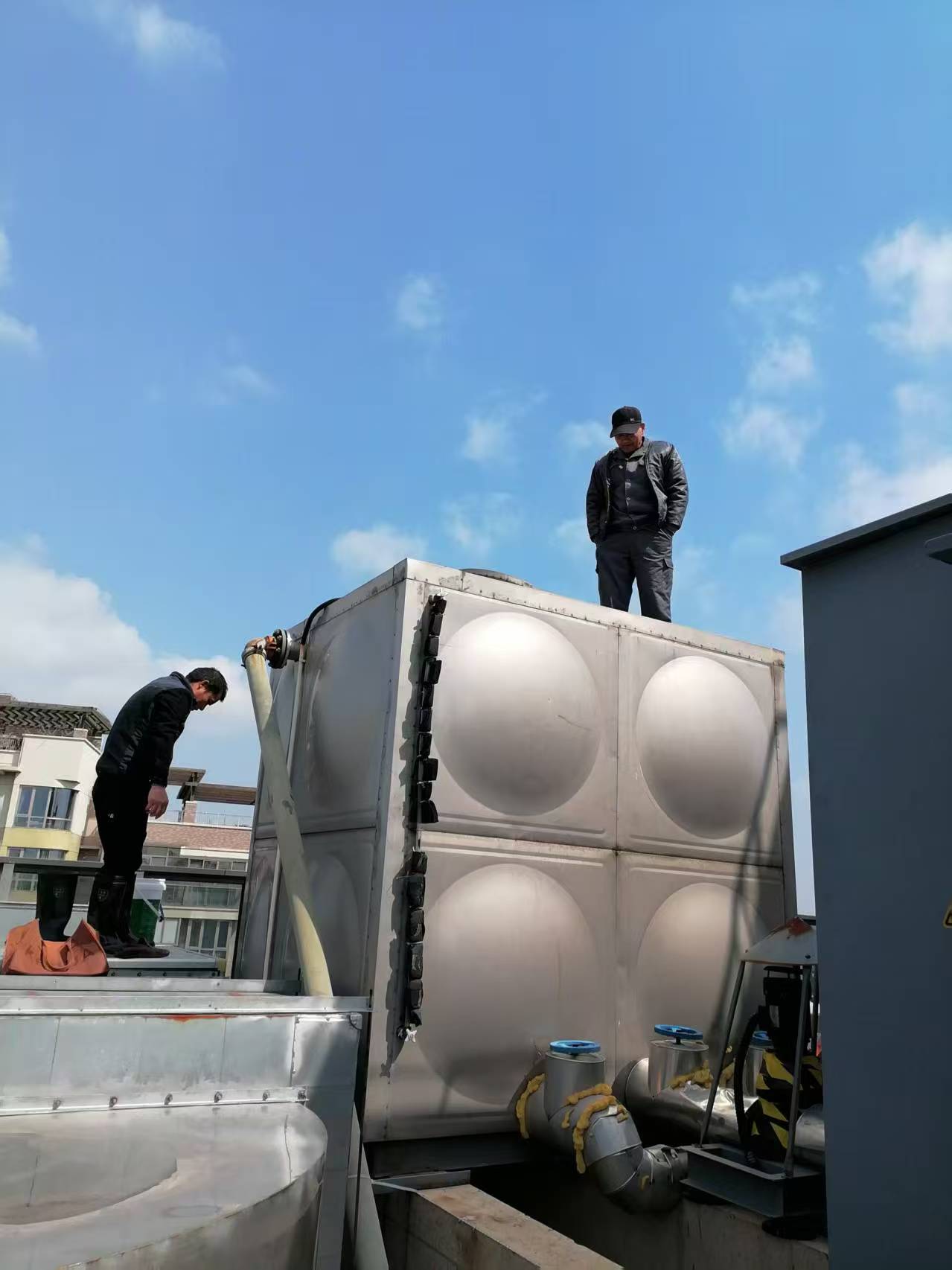 新桥清洗水箱公司